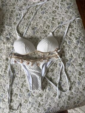 White Textured Push-Up Bikini with Shell Accent